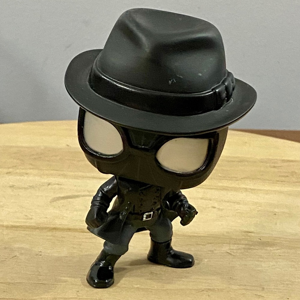 Funko Pop Marvel Spider-Man Noir 406 Men OS Black Vaulted Vinyl Figure OOB